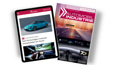 Automobil Industrie Automobil Heft und Tablet mit Webauftritt
